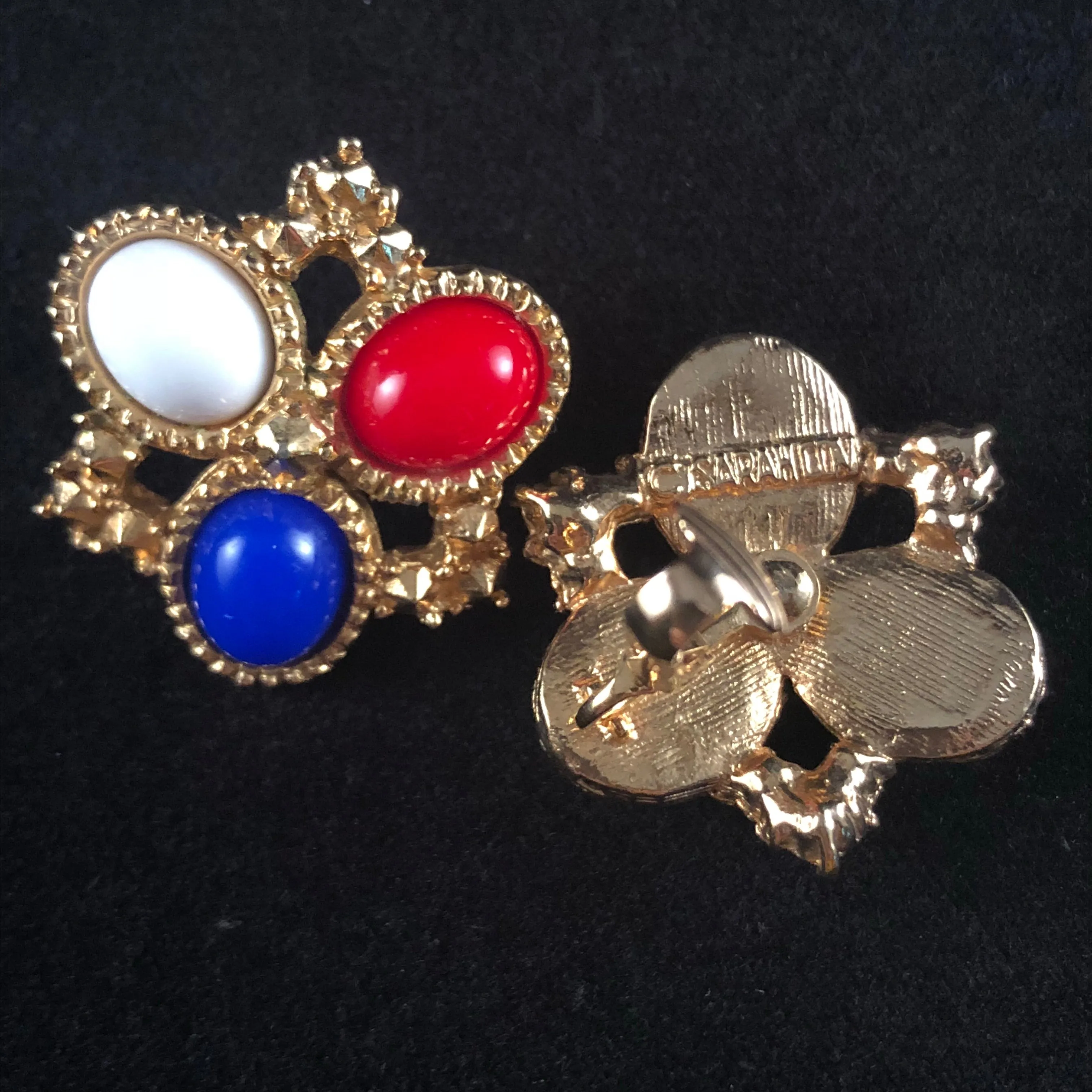 1972 Sarah Coventry Americana Brooch & Earrings